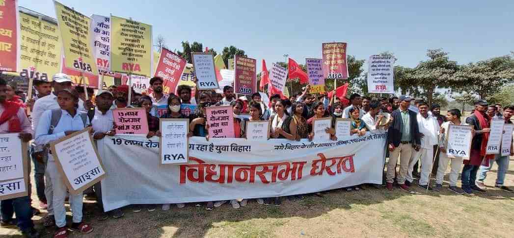 Student-youth march on the streets of Patna