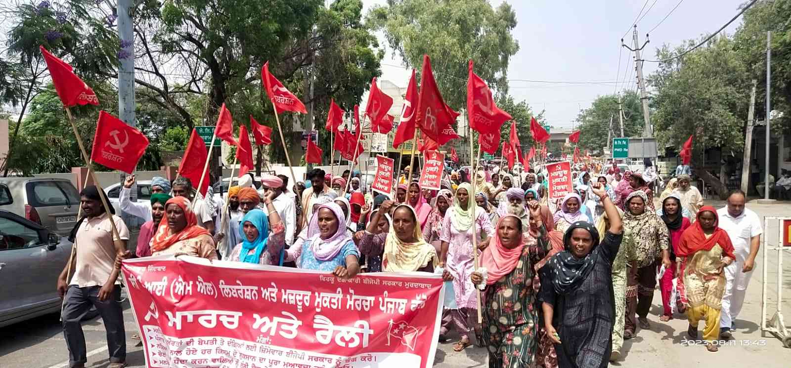 carrying-red-flags-in-barnala-punjab