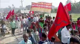 Farmers march in huge numbers to save land